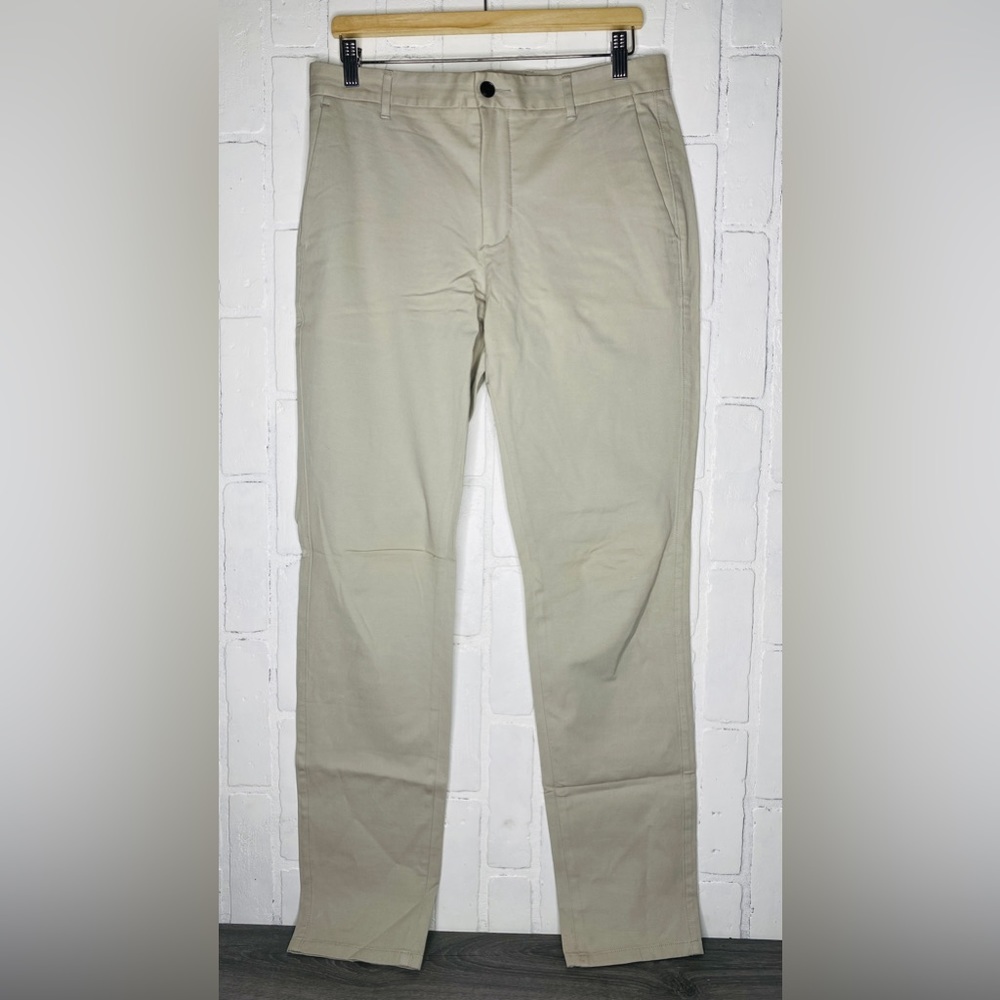 Everlane Mens Size 32x34 Slim Fit The Performance Chino | Uniform Pants Beige